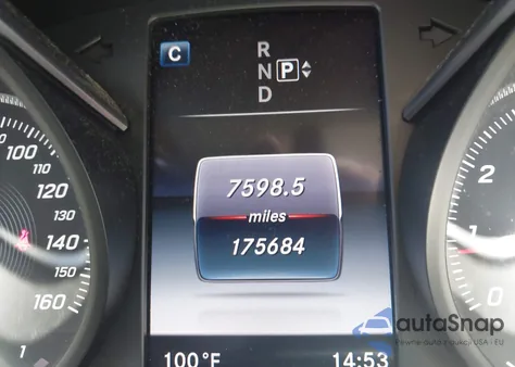 2015 Mercedes-Benz C 300 4Matic/Luxury 4Matic/Sport 4Matic из США, поврежденный, VIN 55SWF4KB1FU040546